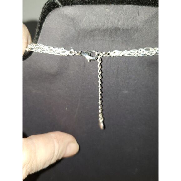 A Lauren Conrad Layered Necklace Silver Tone Cottage Core Elegant Minimalist - Picture 6 of 9